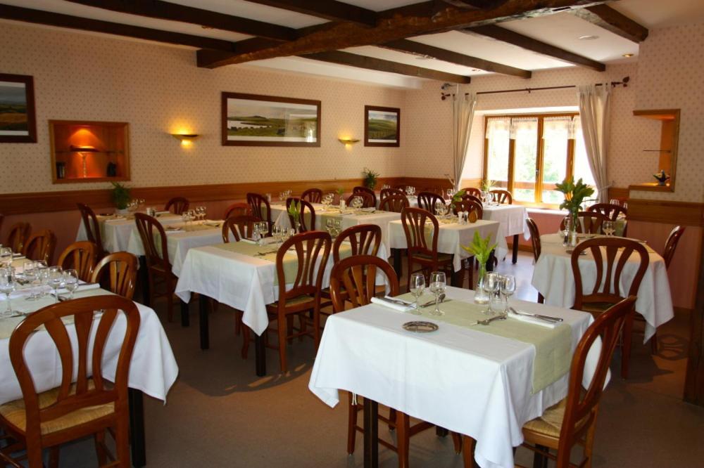 Hotel Des Voyageurs Saint-Chély-dʼAubrac Exteriér fotografie